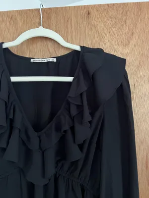 Abercrombie and fitch ruffled v neck blouse thumbnail 3