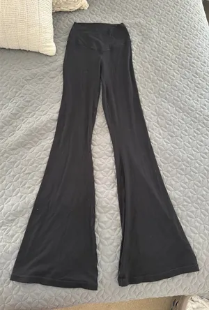 Aerie Crossover Flare Leggings thumbnail 1