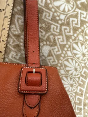 Liz Claiborne Burnt Orange Pebble Leather Shoulder Bag thumbnail 10