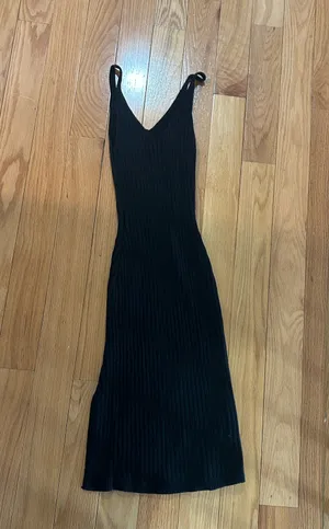 Black Hollister Knit Midi Dress thumbnail 2