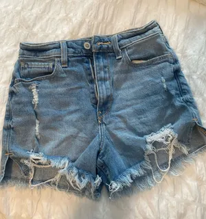 Hollister Shorts thumbnail 1