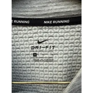 NIKE Running THERMA SPHERE ELEMENT DRI FIT LONG SLEEVE TOP Grey‎ M Pitt Panthers thumbnail 3