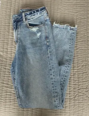 American Eagle Stretch Mom Jeans thumbnail 2