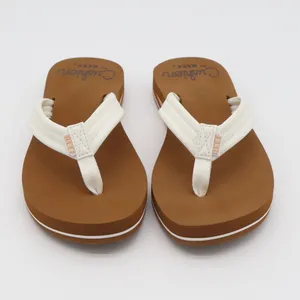 Reef Flip Flop Womens 7 Cushion Breeze White Tan Padded Beach Sandal Excellent thumbnail 3