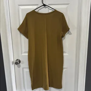 Garnet hill V-Neck Short Sleeve Shift Dress in Olive large thumbnail 3