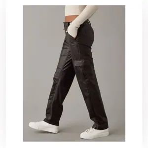 American Eagle Women’s‎ Dark Brown Faux Leather Cargo Pants Size 18 Stretch thumbnail 3