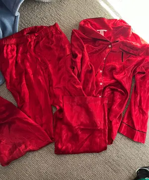 Victoria's Secret Pajamas thumbnail 1