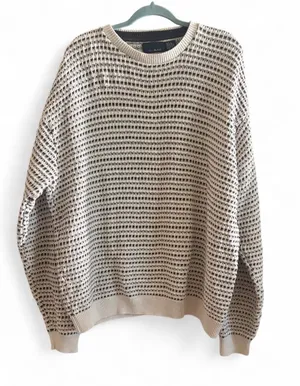 Bill Blass Beige and Black Textured Crewneck Sweater thumbnail 1