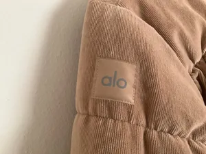 Alo Yoga Micro Corduroy Dreamy Puffer Chai Latte XXS thumbnail 12
