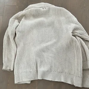 A new day cable cardigan size M worn twice- cream size medium thumbnail 3