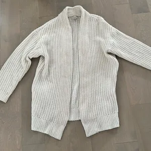 A new day cable cardigan size M worn twice- cream size medium thumbnail 1