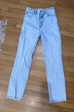 Abercrombie 90s High-Rise Straight thumbnail 1