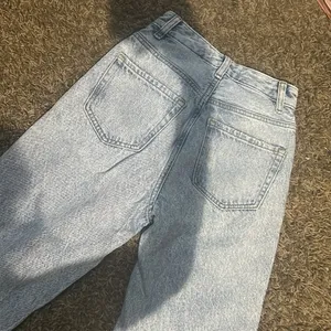 PACSUN 90s Boyfriend Light Wash Denim‎ thumbnail 6