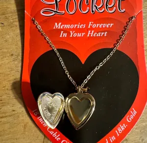 Memories forever in your heart gold tone locket necklace thumbnail 2