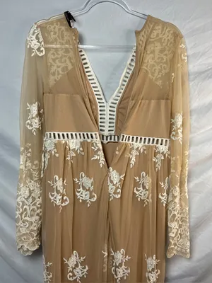 Forever 21 Y2K Nude Long Sleeve Embroidered Lace Maxi Dress thumbnail 4
