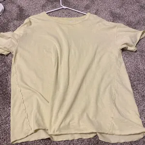 American Eagle oversized yellow top with seams thumbnail 1
