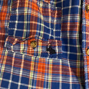 Women’s Abercrombie & Fitch Red‎ Blue Plaid Flannel Style Button Down Size Large thumbnail 2