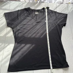 Under Armour Tech HeatGear Black V-Neck T-Shirt Large NWT thumbnail 3