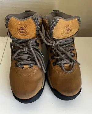 Timberland Hiking Boots Sz 6 Suede Rugged Waterproof Nature Outdoors Laceup Walk thumbnail 1