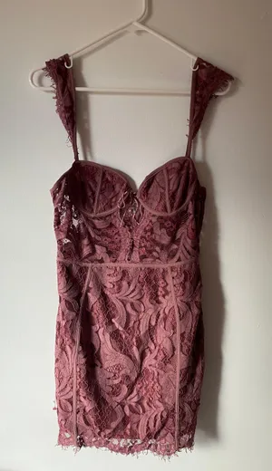 Tobi lace mini minidress thumbnail 2