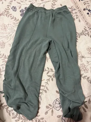 Anthropologie thumbnail 4