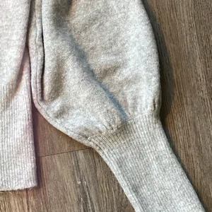 ZARA Babble Puff Sleeve Sweater Medium thumbnail 3