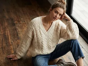POL Cable Knit V-Neck Oversized Sweater Off White Cream Large YST585 thumbnail 1