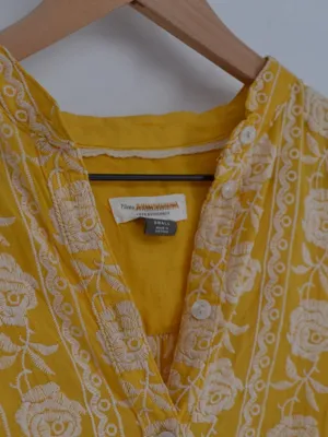 Pilcro by Anthropologie Embroidered Floral Top Buttondown Yellow Small thumbnail 4