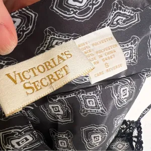 Vintage Victoria's Secret Gold Label Womens Size Small Camisole Black White Lace thumbnail 7