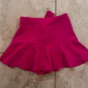 Zara Pink Short With Tie thumbnail 4