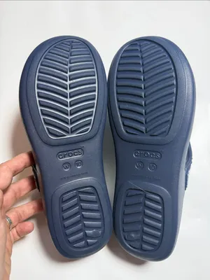 CROCS Women’s Monterey Beaded Wedge Flip Sandals Navy Blue S-606 Size 10 thumbnail 10
