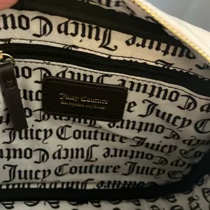 Juicy Couture Velour Y2K Crossbody‎ bag NWT thumbnail 10