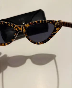 Shein Sunglasses Cat-Eye thumbnail 4