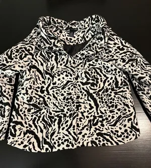 Saint Tropez West‎ Womens Animal Print Textured Blazer Jacket Black White Size M thumbnail 1