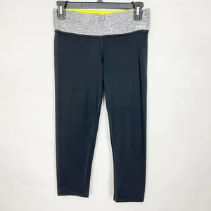 VS Pink Mid-Rise Capri Black Athleisure Leggings Size S thumbnail 2