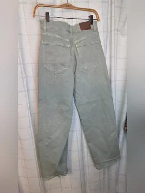 Madewell The Perfect Vintage Wide-Leg Crop Jean thumbnail 5