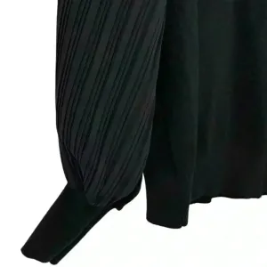 Sioni Women's Black Sheer Pleated Sleeve Mock Neck Blouse Size M‎ thumbnail 5