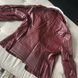 Beulah Style Maroon Vegan Leather‎ Jacket W/ Fur Trim Size Medium thumbnail 9