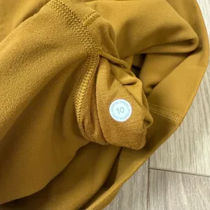 Lululemon Align Shorts thumbnail 3