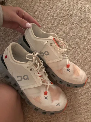 Women’s On Cloud Shoes Running thumbnail 2