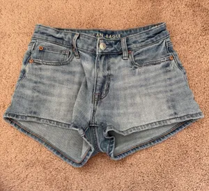 American Eagle Shorts thumbnail 1