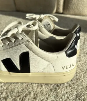 VEJA White Sneakers Esplar Leather thumbnail 1