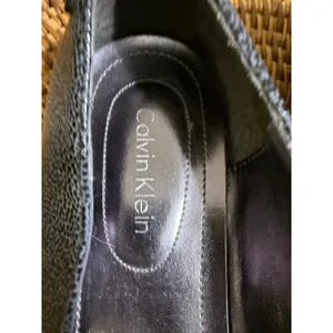 Calvin Klein Metallic Gunmetal Pebbled Ballet Flats Beaded Pom Pom Size 7.5 thumbnail 5