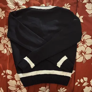 Brandy Melville Leigh Sweater V-Neck thumbnail 2