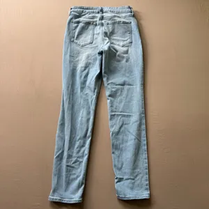 Old Navy High-Waisted Wow Straight Ankle Jeans thumbnail 7