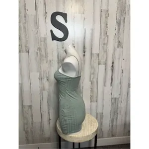 Mint green dress thumbnail 2