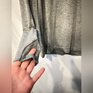 Lululemon Swiftly Tech Long Sleeve Shirt 2.0 size 10 thumbnail 4