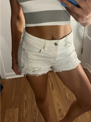 American Eagle White Denim Shorts Distressed thumbnail 1