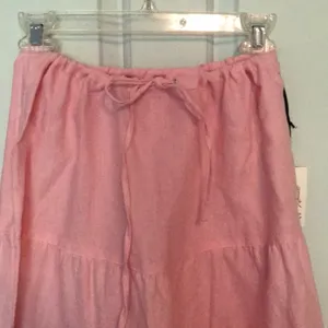 COPY - Great pink skirt - BNWT - Size 6 - 100% Linen thumbnail 2