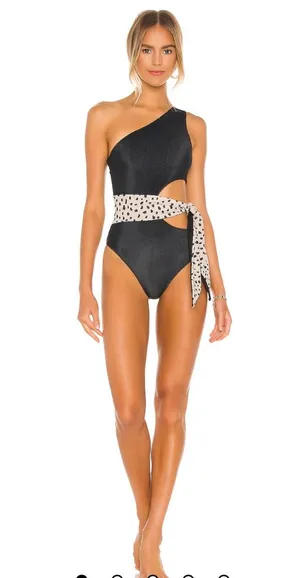 BEACH RIOT Carlie one piece thumbnail 1